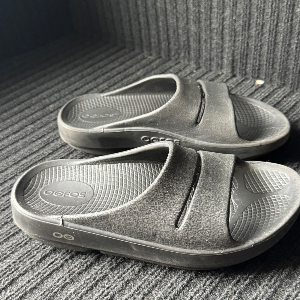 OOFOS OOahh Sport Slide Sandals Black Recovery Shoes Womens 6 EU 37